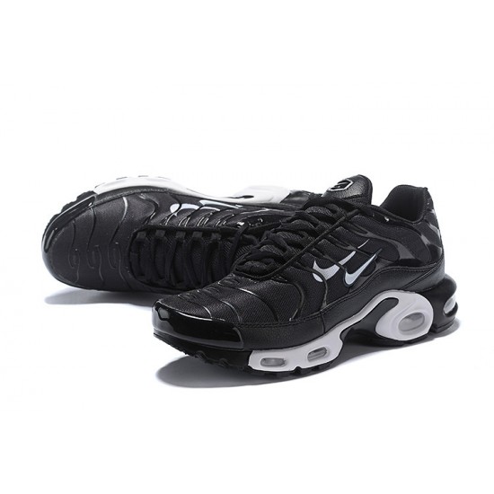 Nike Air Max Plus Tn (M) Black and White Shoes